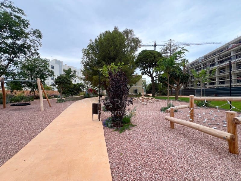 4 slaapkamer Appartement te koop in Denia met zwembad garage - € 580.500 (Ref: 8316065)