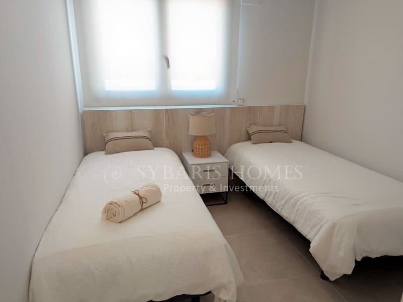 2 bedroom Penthouse for sale in Denia with pool garage - € 525,000 (Ref: 8316066)