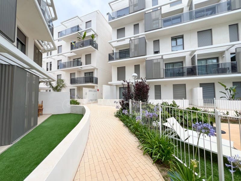 2 soverom Leilighet til salgs i Denia med garasje - € 353 000 (Ref: 8316069)