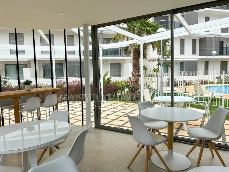 3 slaapkamer Appartement te koop in Denia met zwembad garage - € 385.000 (Ref: 8316070)