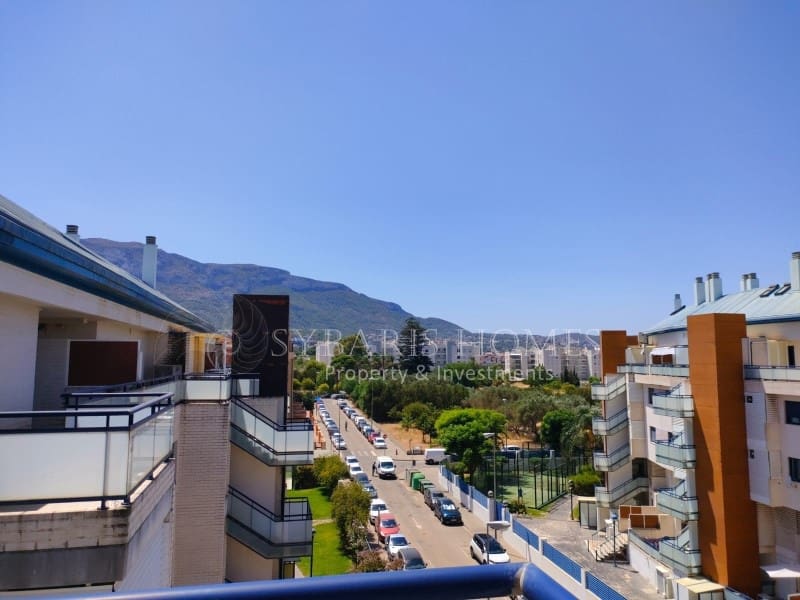 3 slaapkamer Penthouse voor vakantieverhuur in Denia met zwembad garage - € 1.250 (Ref: 8322842)