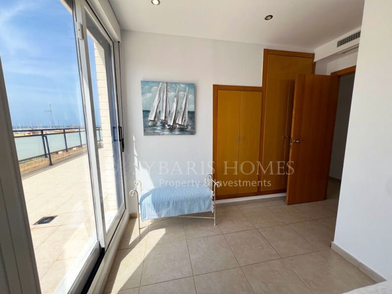 3 slaapkamer Penthouse voor vakantieverhuur in Denia met zwembad garage - € 1.250 (Ref: 8322842)