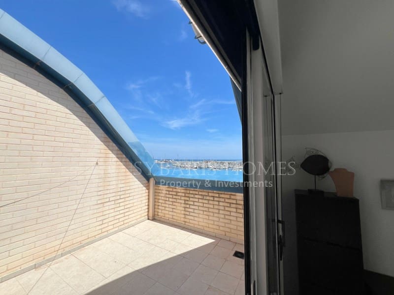 3 slaapkamer Penthouse voor vakantieverhuur in Denia met zwembad garage - € 1.250 (Ref: 8322842)