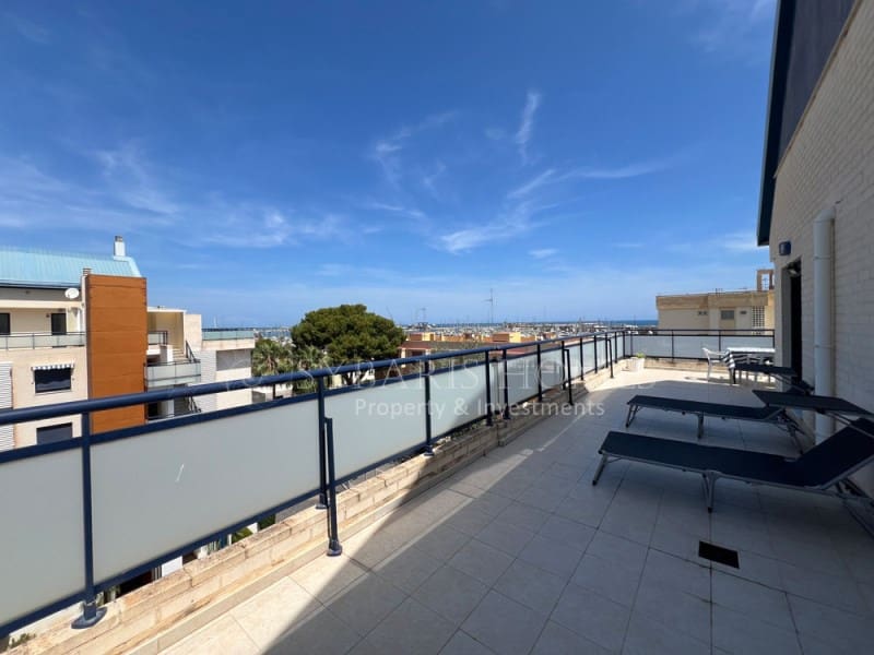3 slaapkamer Penthouse voor vakantieverhuur in Denia met zwembad garage - € 1.250 (Ref: 8322842)