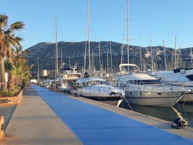 2 slaapkamer Penthouse te koop in El Puerto, Dénia - € 399.000 (Ref: 8334743)