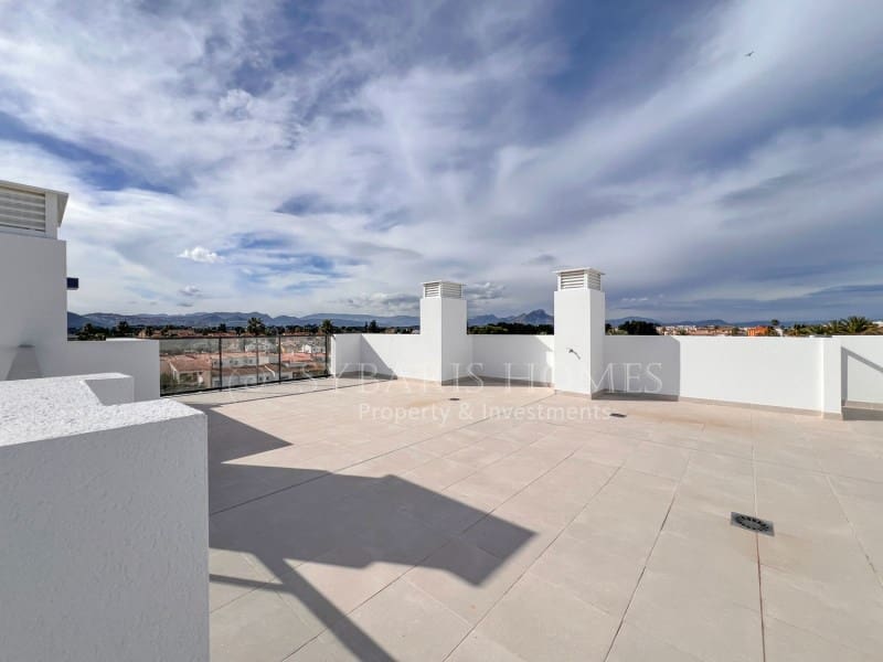 3 sovrum Takvåning till salu i Denia med garage - 499 000 € (Ref: 8334744)