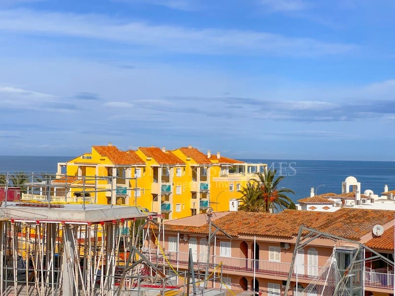 3 sovrum Takvåning till salu i Denia med garage - 499 000 € (Ref: 8334744)