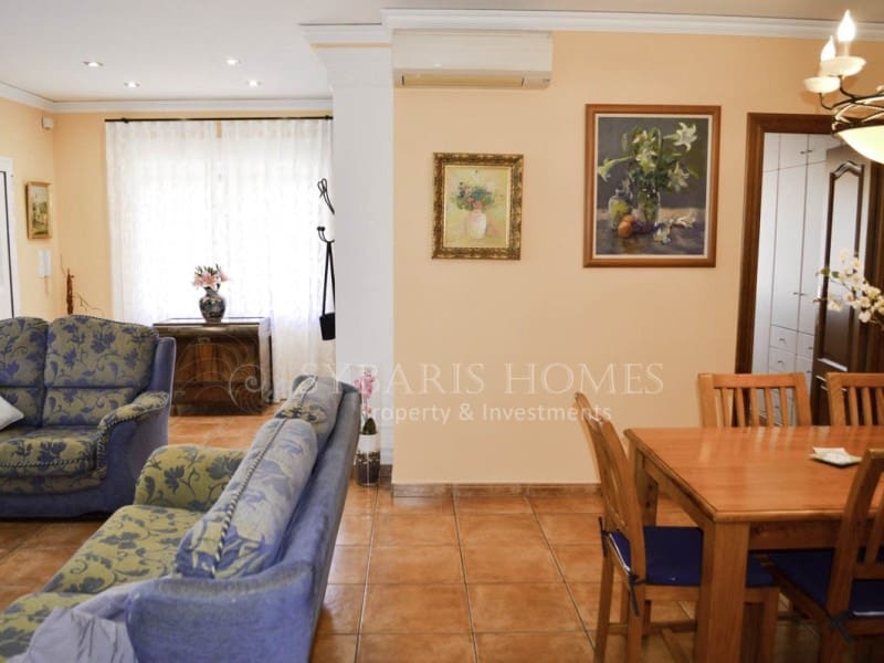 4 sypialnia Willa na sprzedaż w Denia z basenem garażem - 795 000 € (Ref: 8334745)