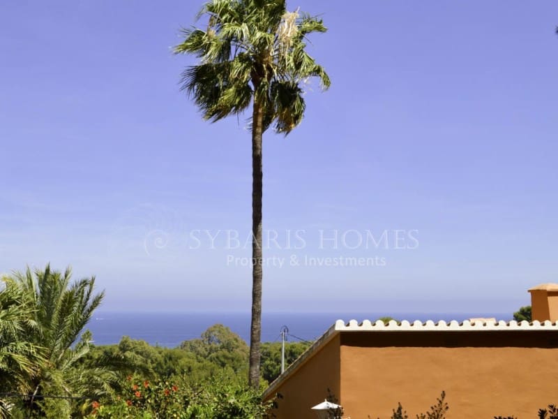 4 sypialnia Willa na sprzedaż w Denia z basenem garażem - 795 000 € (Ref: 8334745)