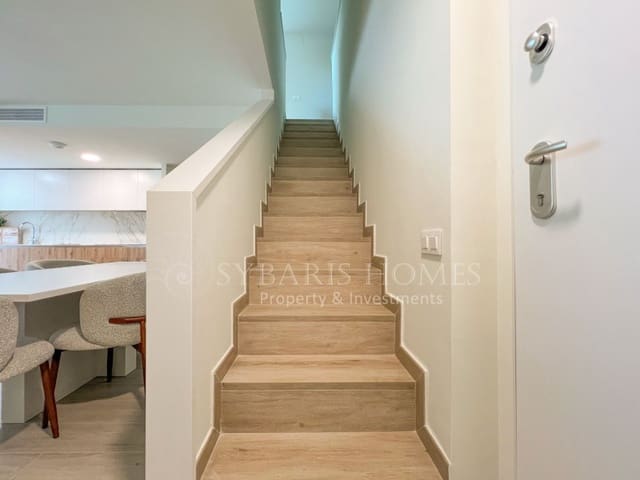 Ático de 3 habitaciones en Puerto, Javea / Xàbia en venta con piscina garaje - 543.000 € (Ref: 8343406)