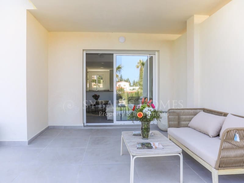 Apartamento de 2 habitaciones en Dénia en venta con garaje - 381.150 € (Ref: 8383202)