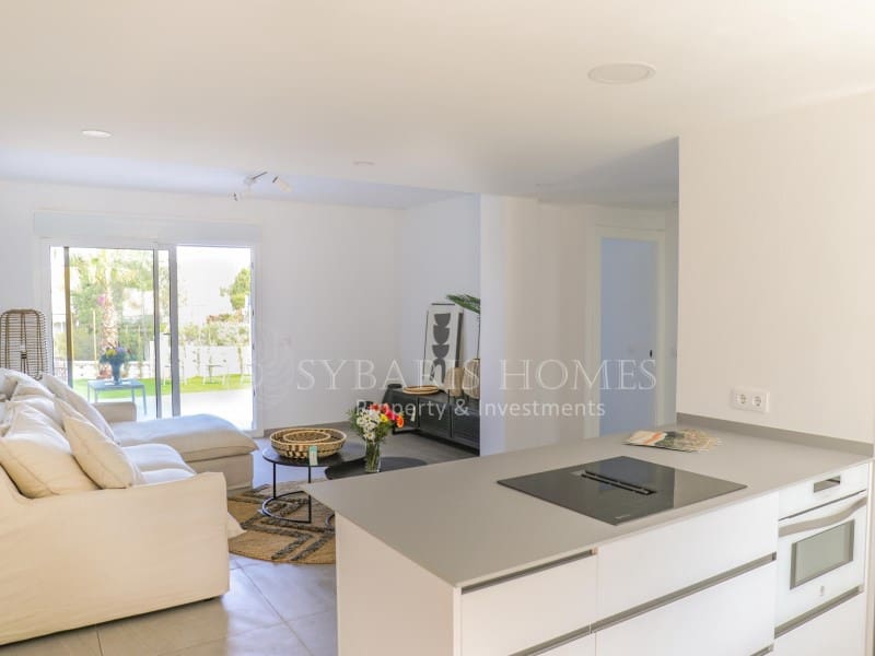 Apartamento de 2 habitaciones en Dénia en venta con garaje - 381.150 € (Ref: 8383202)
