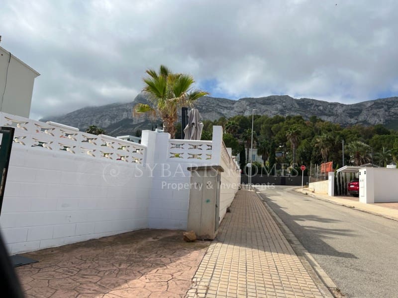 1 soverom Leilighet til salgs i Denia med garasje - € 275 000 (Ref: 8383203)