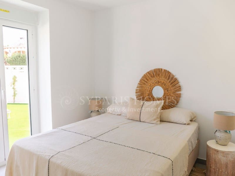 2 soveværelse Lejlighed til salg i Denia med garage - € 389.300 (Ref: 8383204)