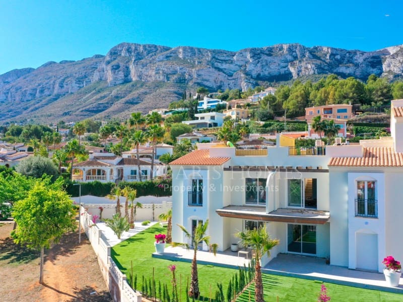 2 soveværelse Lejlighed til salg i Denia med garage - € 389.300 (Ref: 8383204)