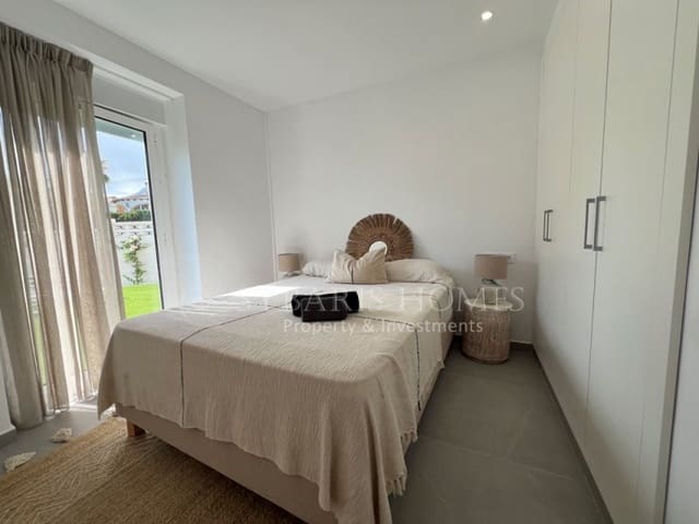 2 soveværelse Lejlighed til salg i El Montgó, Dénia med garage - € 389.300 (Ref: 8383204)