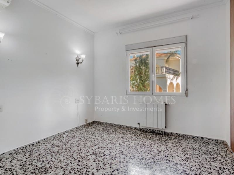 4 sovrum Villa till salu i Denia med garage - 645 000 € (Ref: 8392968)