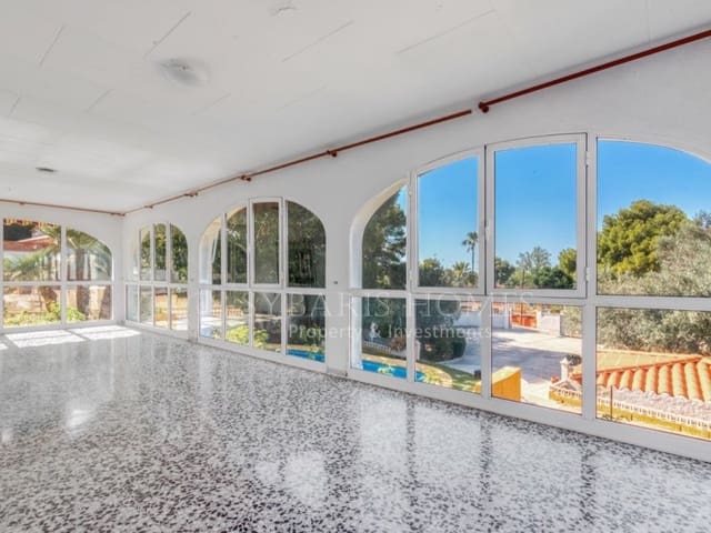 4 slaapkamer Villa te koop in Las Rotas / Les Rotes, Dénia met garage - € 645.000 (Ref: 8392968)