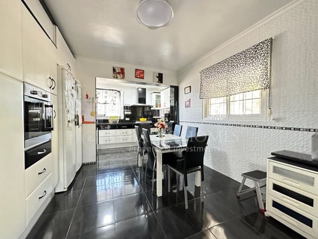 5 Zimmer Villa zu verkaufen in Els Poblets mit Pool Garage - 850.000 € (Ref: 8457275)