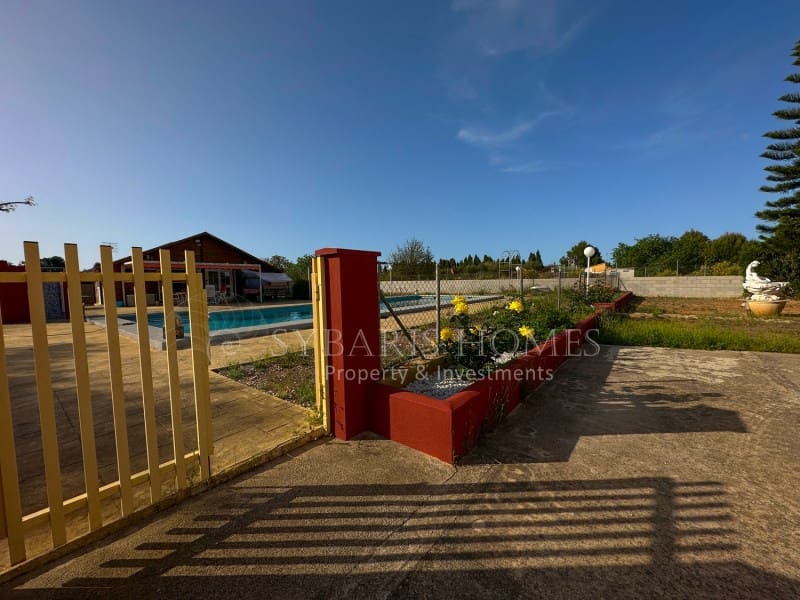 5 soverom Villa til salgs i Els Poblets med svømmebasseng garasje - € 850 000 (Ref: 8457275)