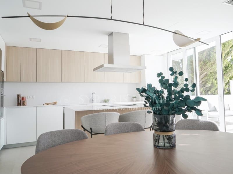 5 soverom Villa til salgs i Altea med svømmebasseng garasje - € 1 148 861 (Ref: 8462256)