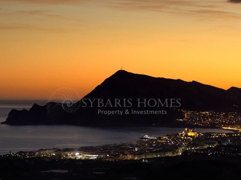 5 soverom Villa til salgs i Altea med svømmebasseng garasje - € 1 148 861 (Ref: 8462256)