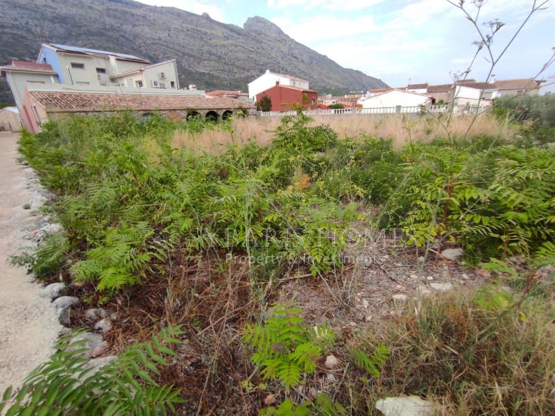 Ruïne te koop in Benigembla / Benichembla - € 120.000 (Ref: 8490942)