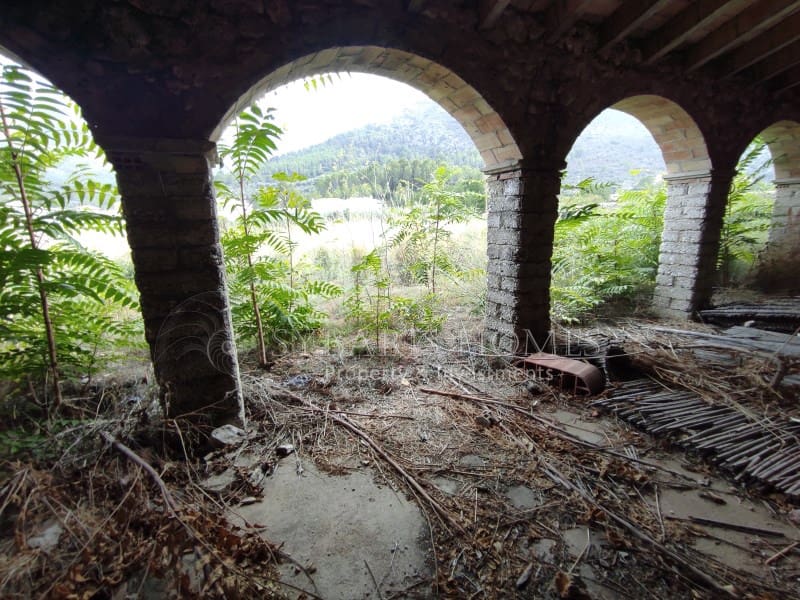 Ruïne te koop in Benigembla / Benichembla - € 120.000 (Ref: 8490942)