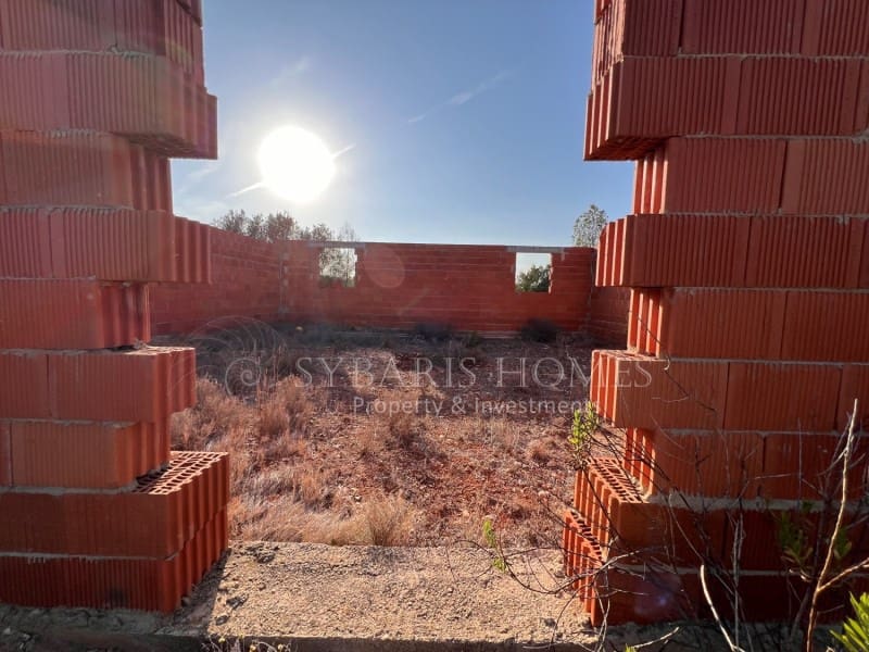 Grunde uden byggetilladelser til salg i Chella - € 100.000 (Ref: 8519273)