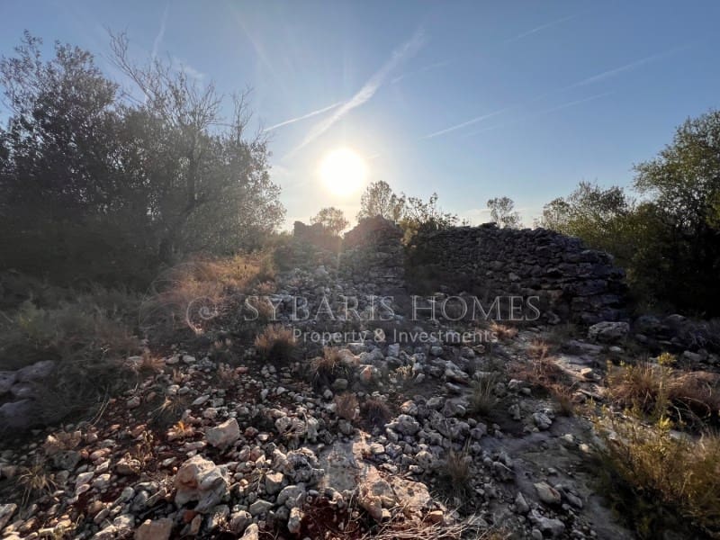 Grunde uden byggetilladelser til salg i Chella - € 100.000 (Ref: 8519273)