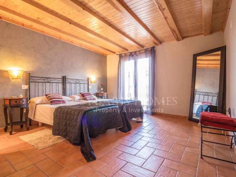 5 soveværelse Finca/Landehus til salg i Vall de Laguart - € 459.000 (Ref: 8537245)