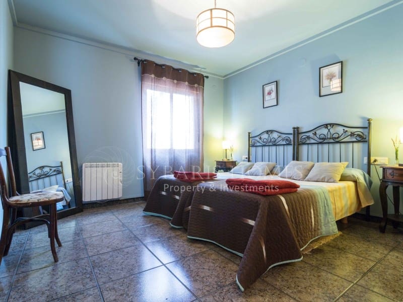 5 soveværelse Finca/Landehus til salg i Vall de Laguart - € 459.000 (Ref: 8537245)