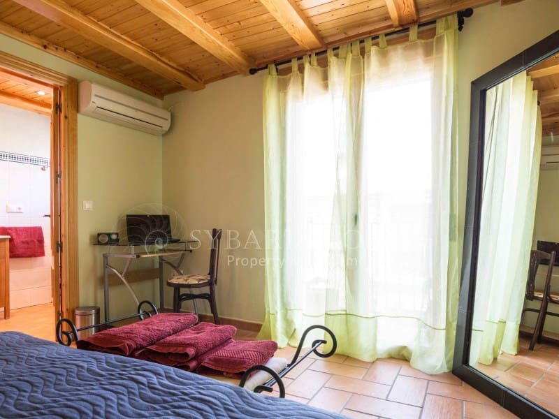 5 soveværelse Finca/Landehus til salg i Vall de Laguart - € 459.000 (Ref: 8537245)