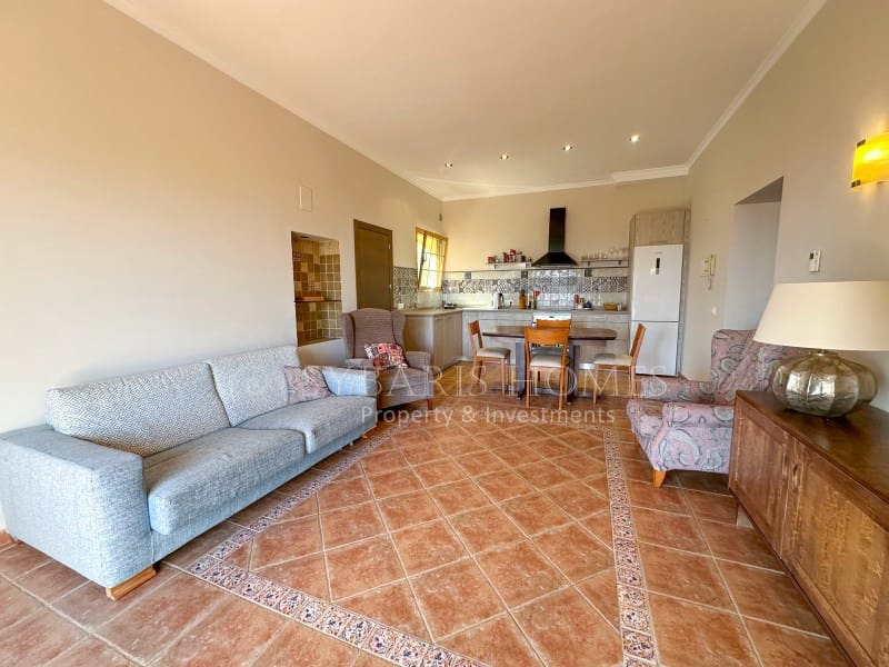 Chalet de 4 habitaciones en Cumbre del Sol en venta con garaje - 697.200 € (Ref: 8537247)