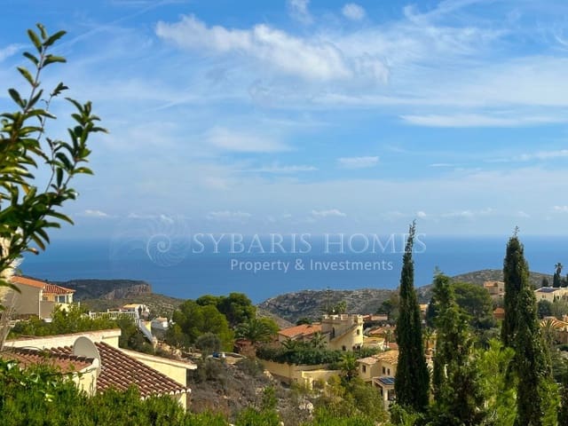 Chalet de 4 habitaciones en Cumbre del Sol, Benitachell / Benitatxell en venta con garaje - 697.200 € (Ref: 8537247)