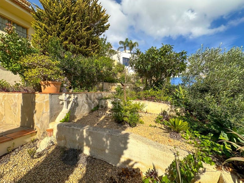 Chalet de 4 habitaciones en Cumbre del Sol en venta con garaje - 697.200 € (Ref: 8537247)