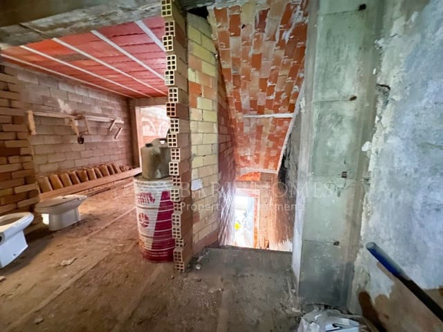 Casa en Benigembla / Benichembla en venta con garaje - 85.000 € (Ref: 8537251)