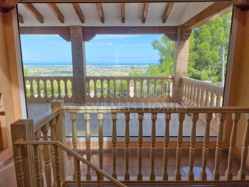 9 sovrum Villa till salu i Pedreguer med garage - 965 000 € (Ref: 8542501)