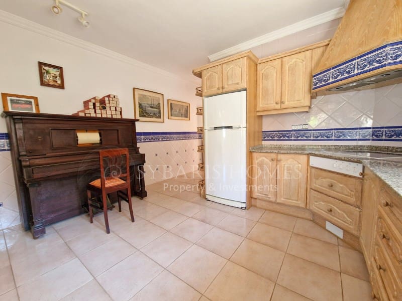 9 sovrum Villa till salu i Pedreguer med garage - 965 000 € (Ref: 8542501)