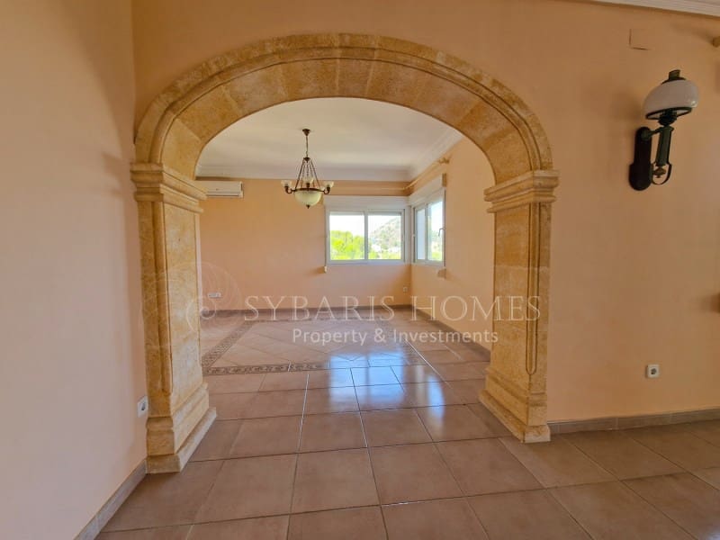 9 sovrum Villa till salu i Pedreguer med garage - 965 000 € (Ref: 8542501)