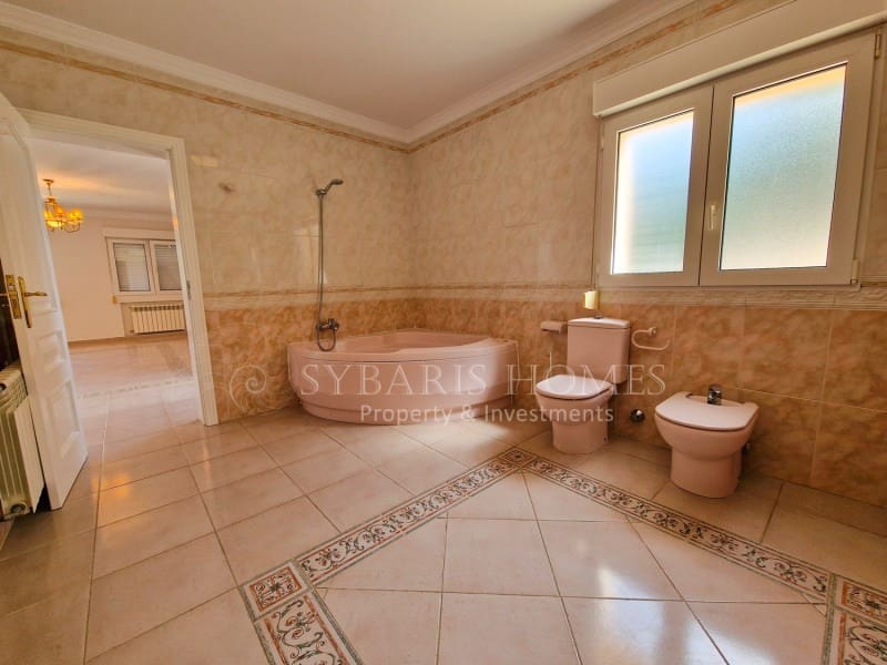 9 sovrum Villa till salu i Pedreguer med garage - 965 000 € (Ref: 8542501)