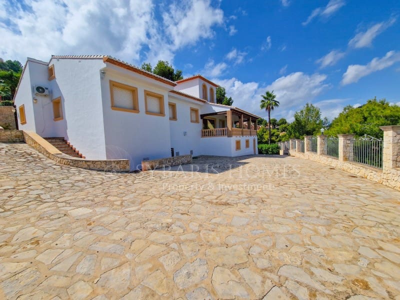 9 sovrum Villa till salu i Pedreguer med garage - 965 000 € (Ref: 8542501)