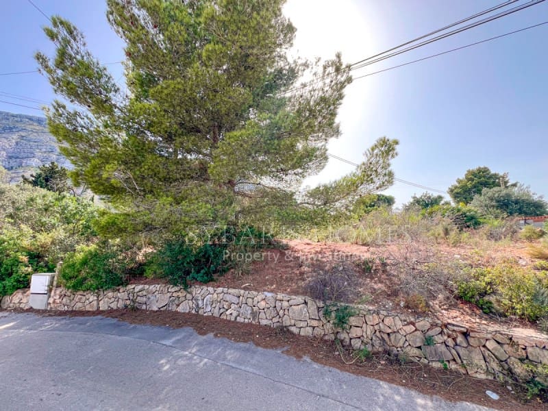 Grunde uden byggetilladelser til salg i Denia - € 210.000 (Ref: 8542502)