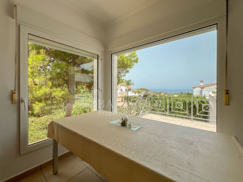 5 camera da letto Villa in vendita in Denia con piscina garage - 589.000 € (Rif: 8557272)