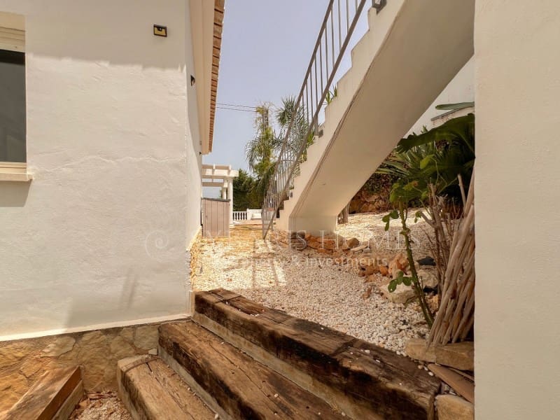 5 camera da letto Villa in vendita in Denia con piscina garage - 589.000 € (Rif: 8557272)