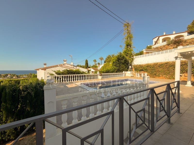 5 camera da letto Villa in vendita in Denia con piscina garage - 589.000 € (Rif: 8557272)