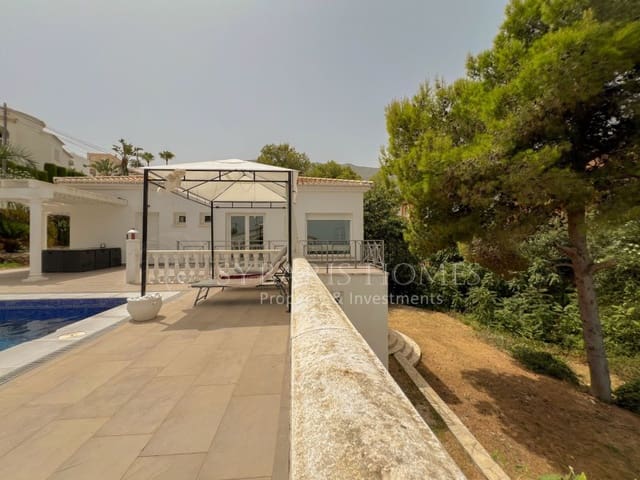 5 soverom Villa til salgs i El Montgó, Dénia med svømmebasseng garasje - € 589 000 (Ref: 8557272)