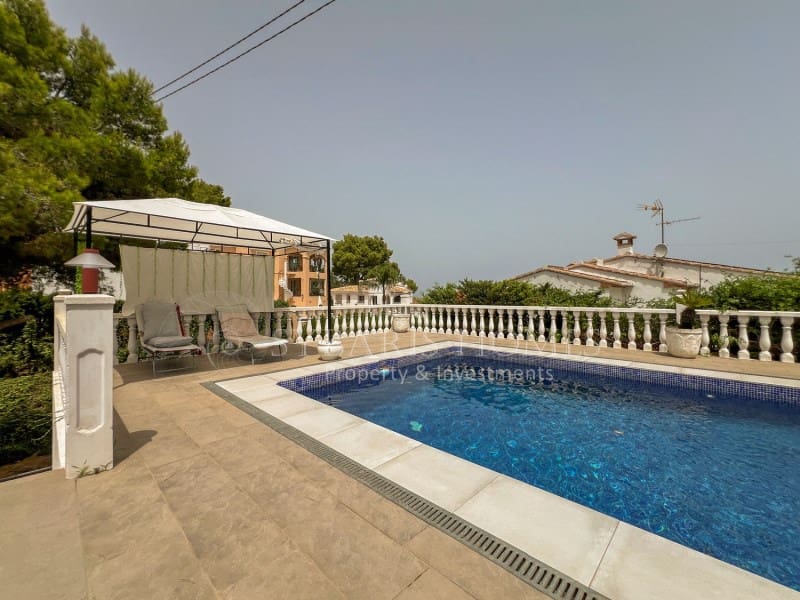 5 camera da letto Villa in vendita in Denia con piscina garage - 589.000 € (Rif: 8557272)