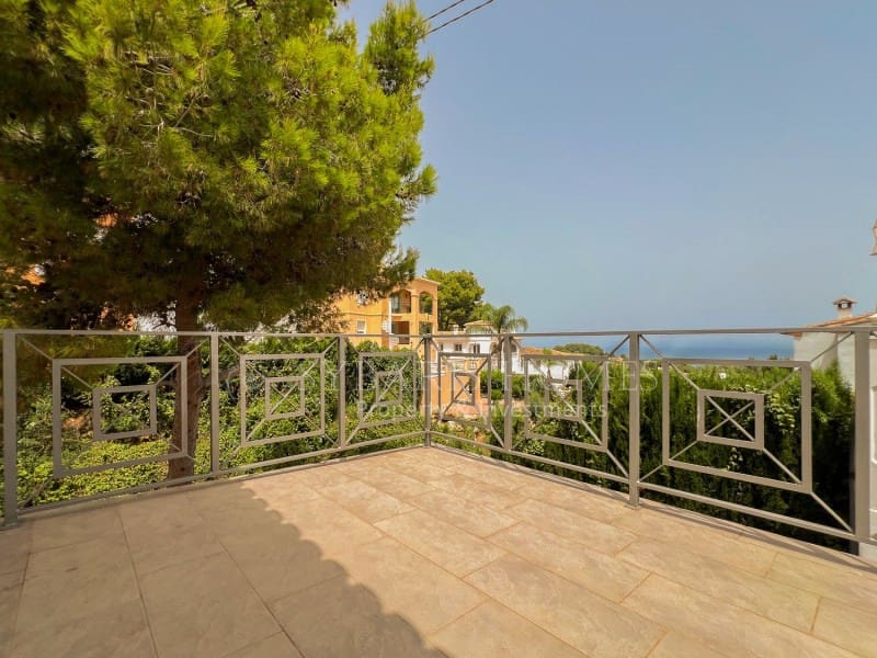 5 camera da letto Villa in vendita in Denia con piscina garage - 589.000 € (Rif: 8557272)