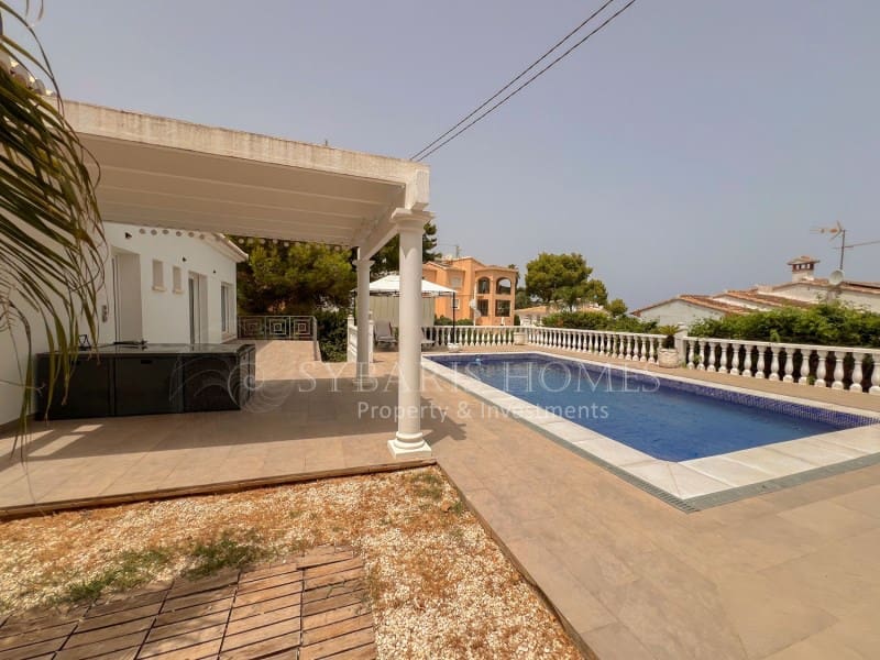 5 camera da letto Villa in vendita in Denia con piscina garage - 589.000 € (Rif: 8557272)